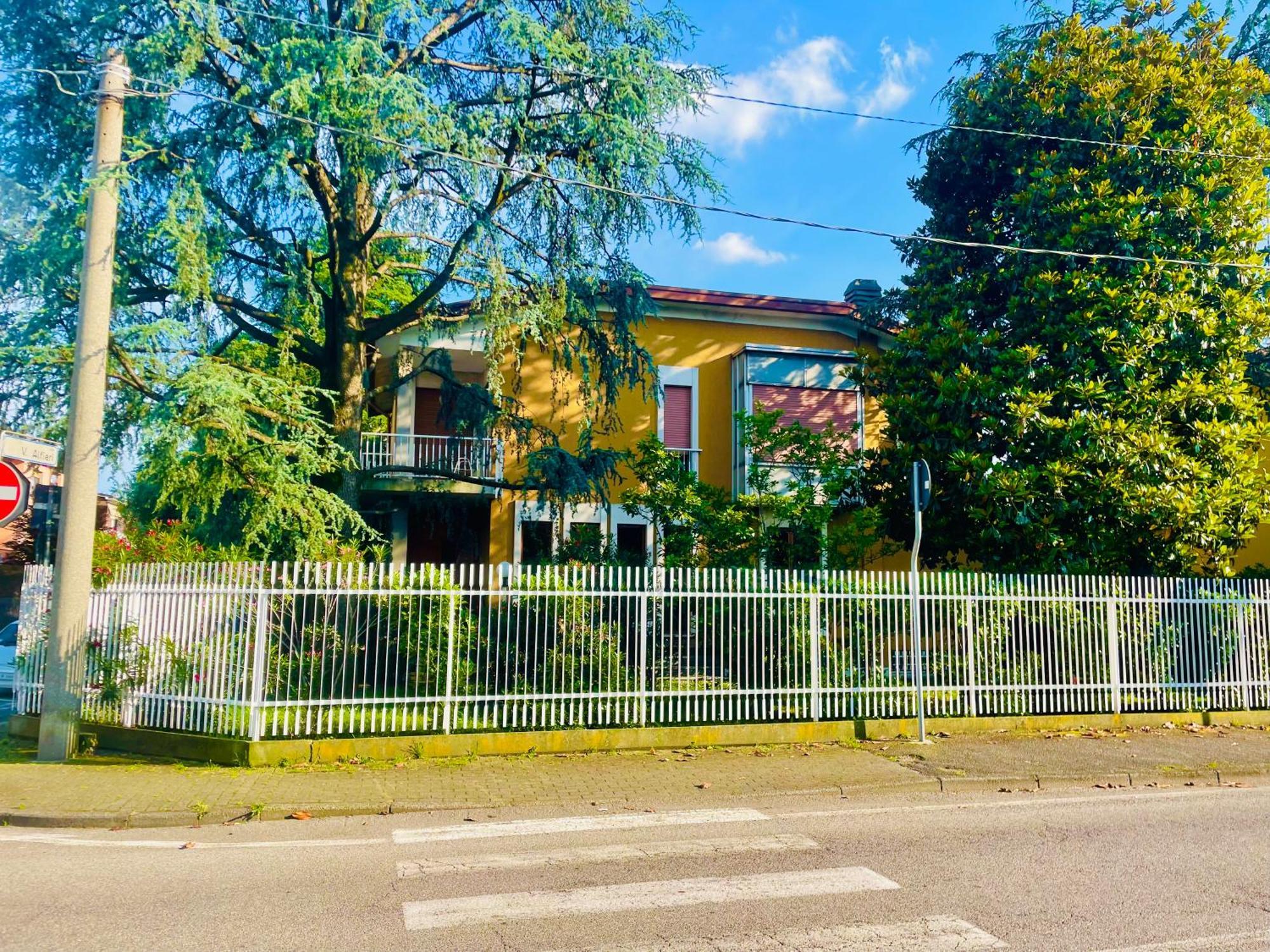 Appartamento Tra Monza E Milano Muggiò Екстериор снимка